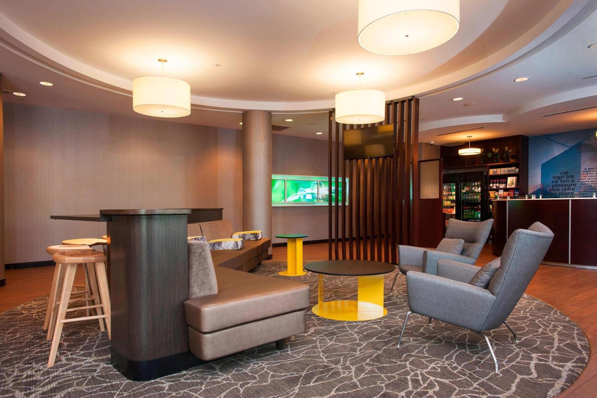 Springhill Suites Birmingham Colonnade מראה חיצוני תמונה