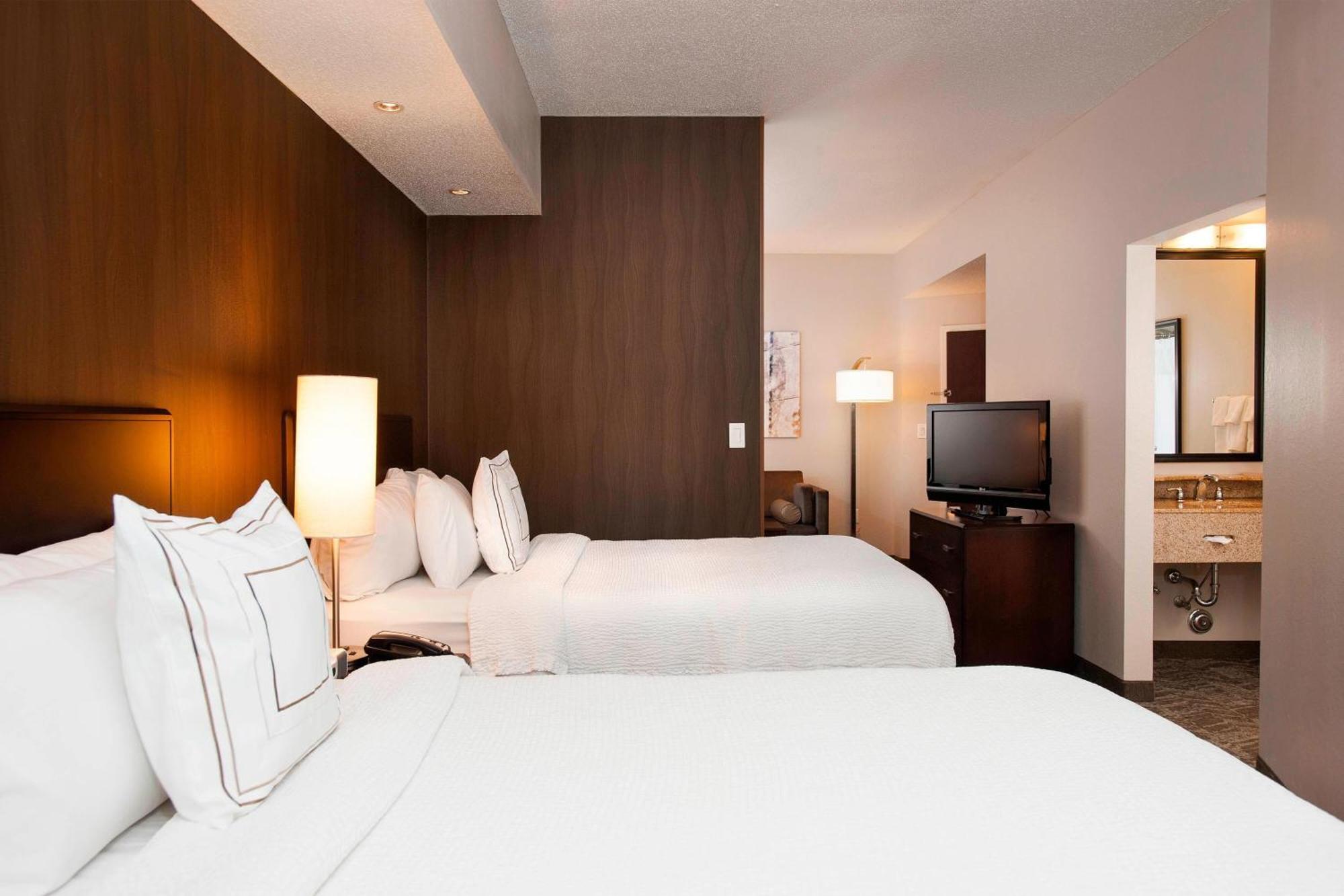 Springhill Suites Birmingham Colonnade מראה חיצוני תמונה