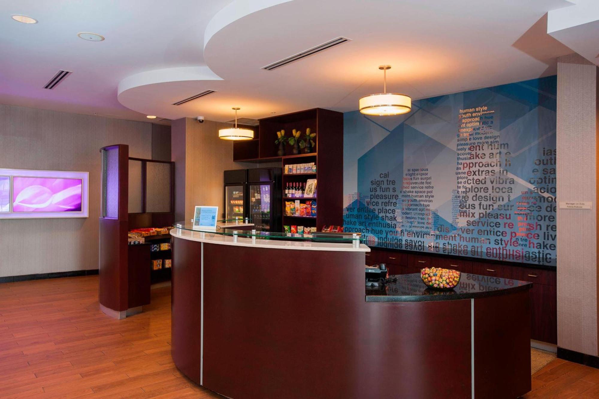 Springhill Suites Birmingham Colonnade מראה חיצוני תמונה