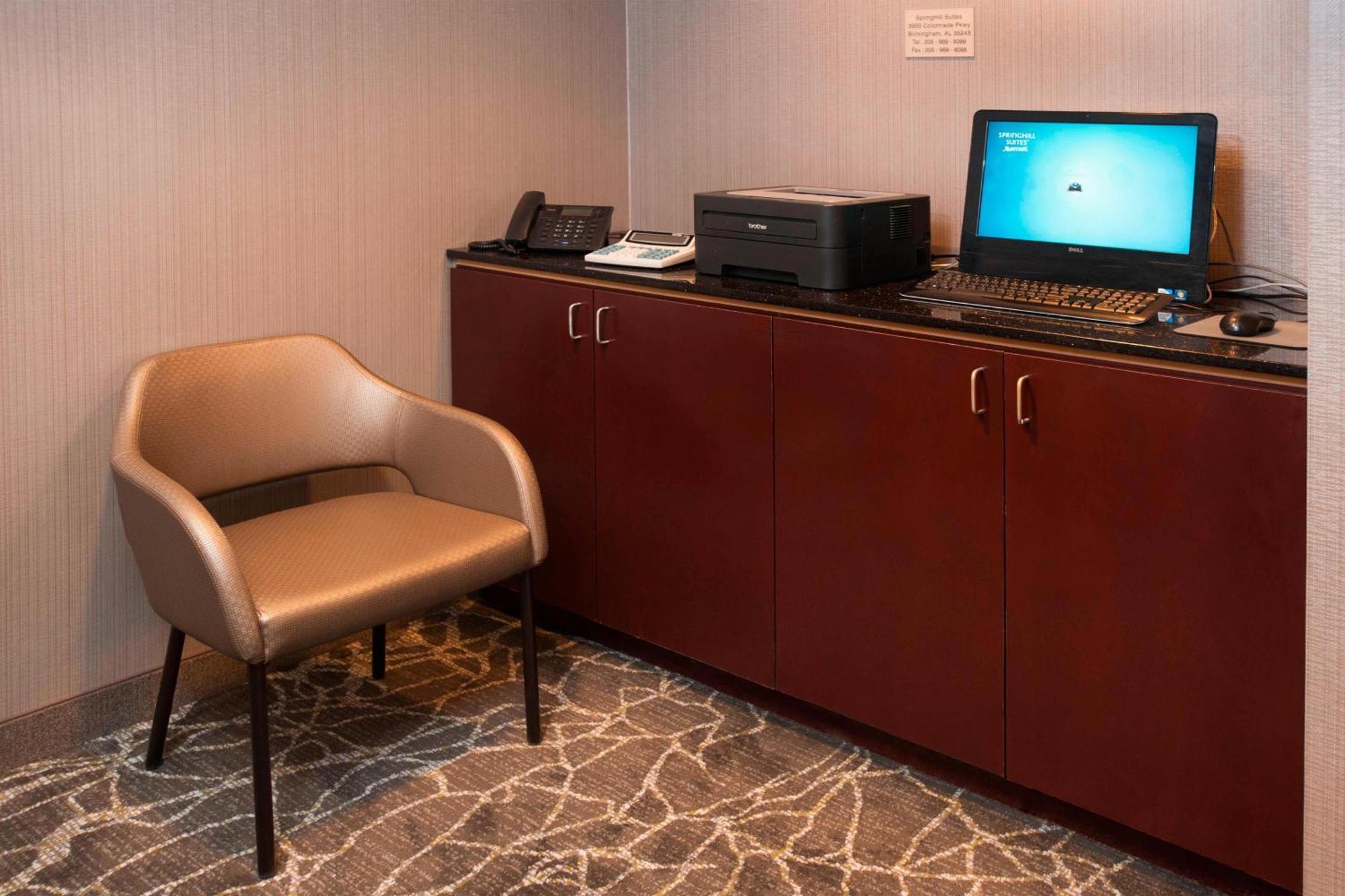 Springhill Suites Birmingham Colonnade מראה חיצוני תמונה