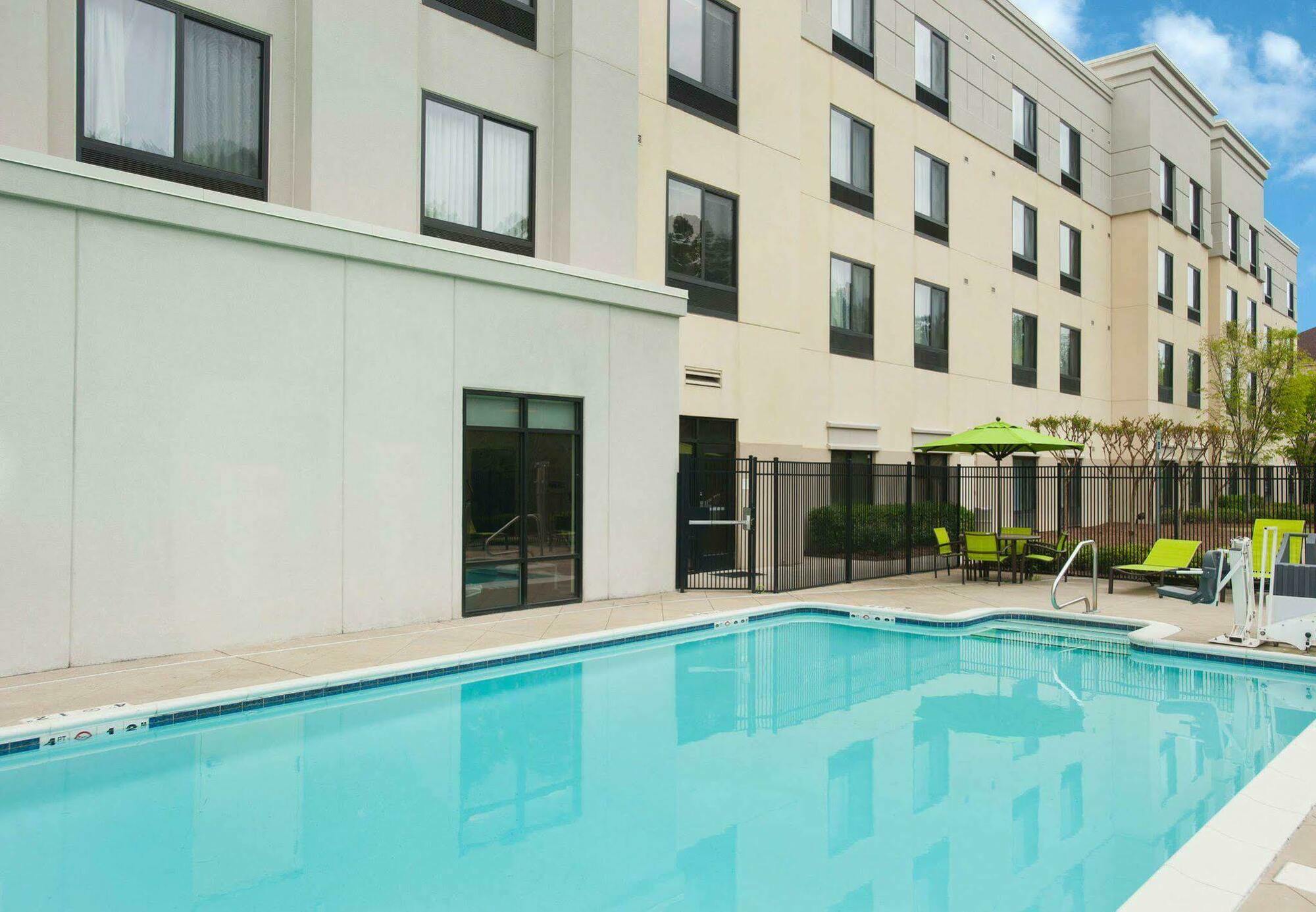 Springhill Suites Birmingham Colonnade מראה חיצוני תמונה
